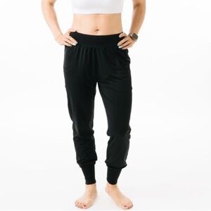 Zyia Black Jogger‎ in a Bottle 2